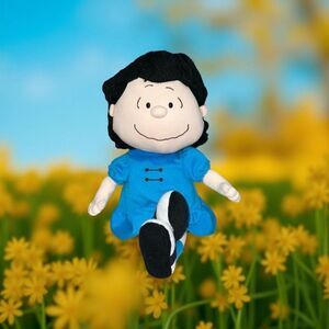 2010 Madame Alexander Lucy Van Pelt Cloth Doll Peanuts Collection 14” Plush